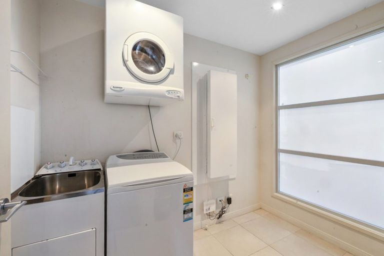 Photo of property in Quarterdeck, 6/4 Buller Street, New Plymouth, 4310