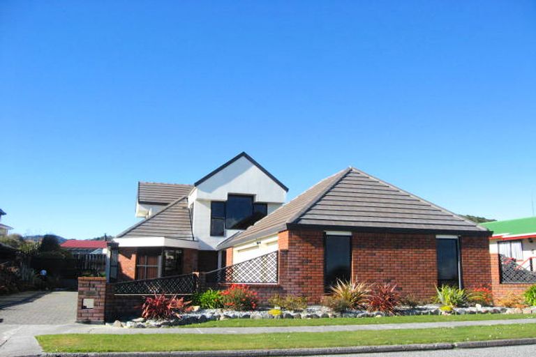 Photo of property in 131 Water Walk Road, Greymouth, 7805