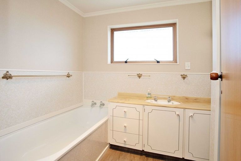 Photo of property in 19 Willis Street, Grasmere, Invercargill, 9810