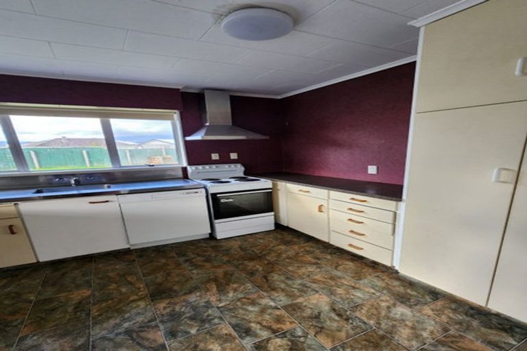 Photo of property in 17 Hector Grove, Trentham, Upper Hutt, 5018