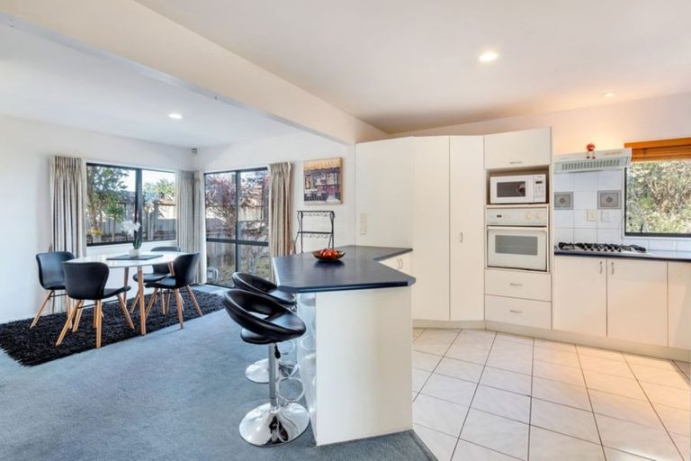 Photo of property in 93a Sturges Road, Henderson, Auckland, 0612