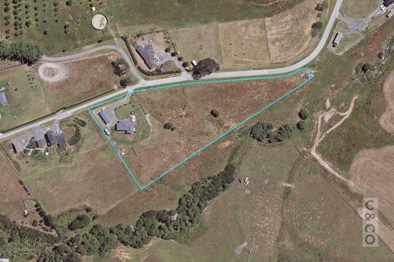 Photo of property in 79 Mount Albion Rise, Taupaki, Henderson, 0782