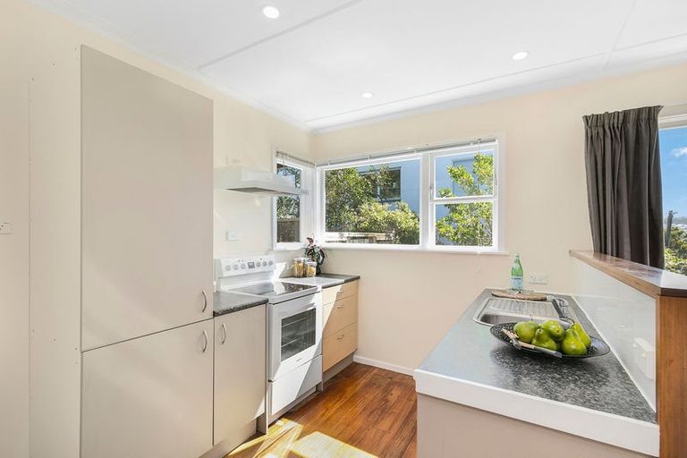 Photo of property in 72 Dominion Park Street, Johnsonville, Wellington, 6037