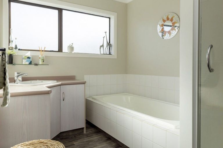 Photo of property in 3 Bracken Row, Rangatira Park, Taupo, 3330