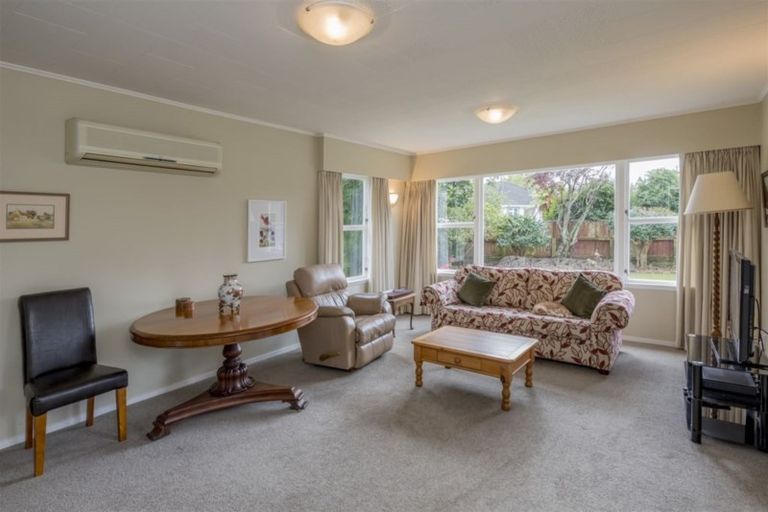 Photo of property in 15a Kawiu Road, Levin, 5510