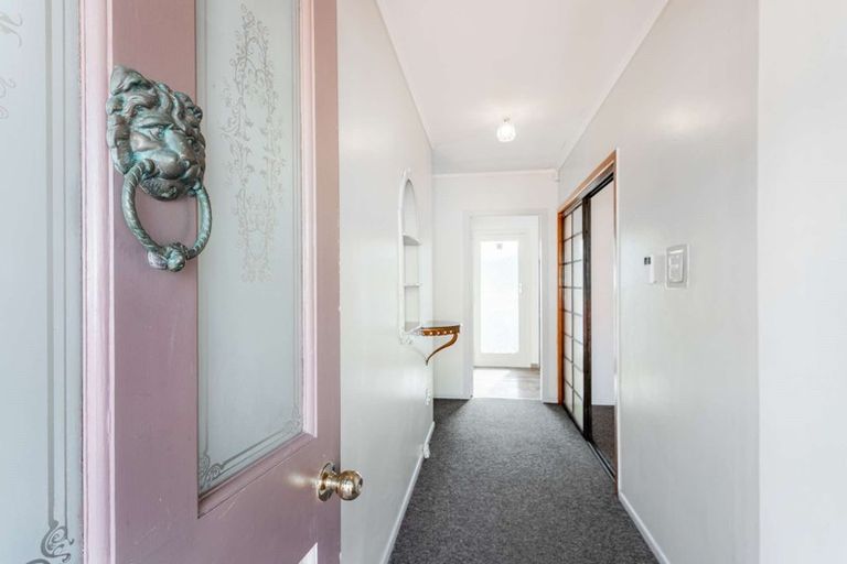 Photo of property in 51 Parkway, Wainuiomata, Lower Hutt, 5014