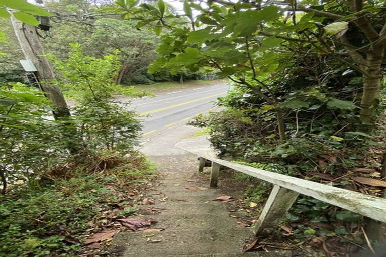 Photo of property in 164 Glenmore Street, Northland, Wellington, 6012