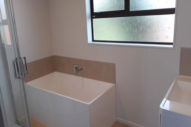 Photo of property in 4 Corfe Street, Ilam, Christchurch, 8041