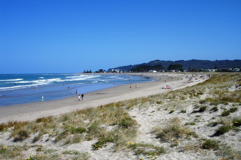 Photo of property in 139 Rangituia Street, Whangamata, 3691