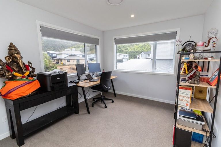 Photo of property in 92 Silverstream Road, Crofton Downs, Wellington, 6035