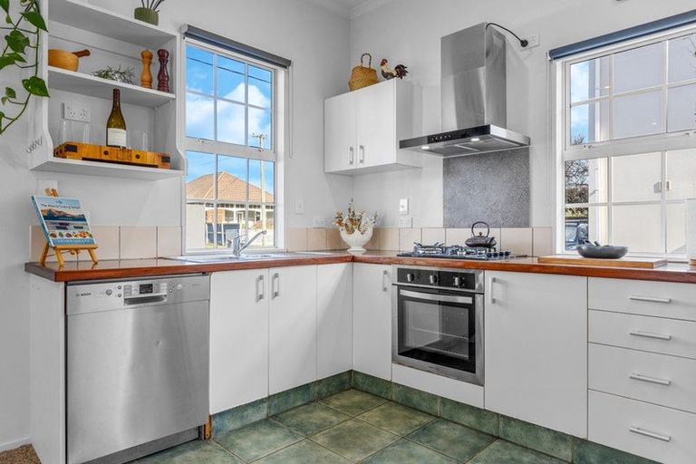 Photo of property in 9e Crohane Place, Addington, Christchurch, 8024