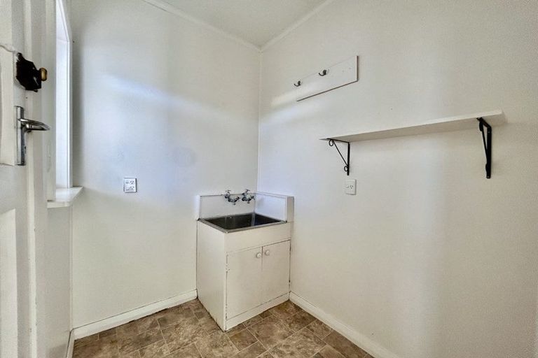 Photo of property in 37 King Street, Taradale, Napier, 4112