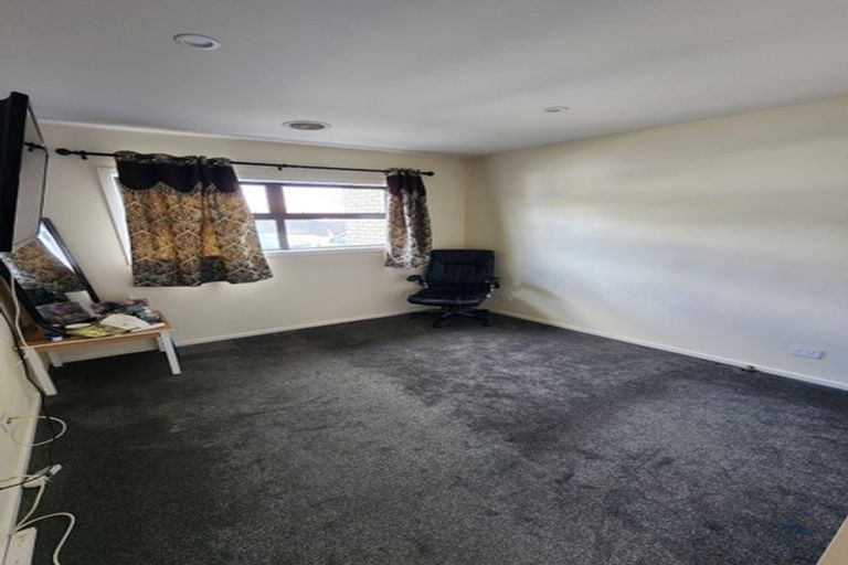 Photo of property in 24 Filmer Crescent, Wallaceville, Upper Hutt, 5018