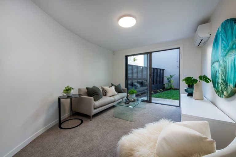 Photo of property in 2/67 Castor Bay Road, Castor Bay, Auckland, 0620