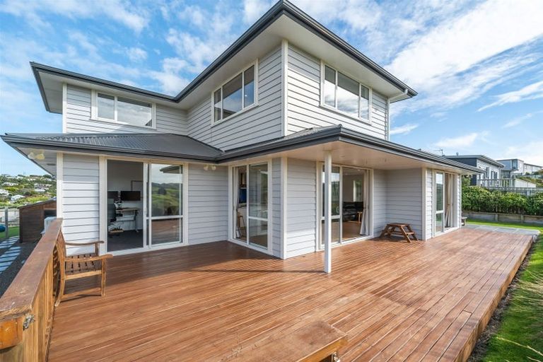 Photo of property in 46 Mo Street, Camborne, Porirua, 5026