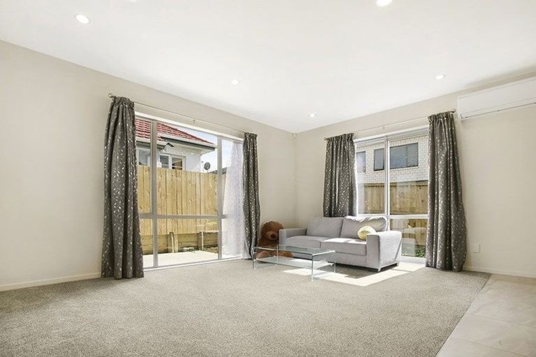 Photo of property in 188a Puhinui Road, Papatoetoe, Auckland, 2104