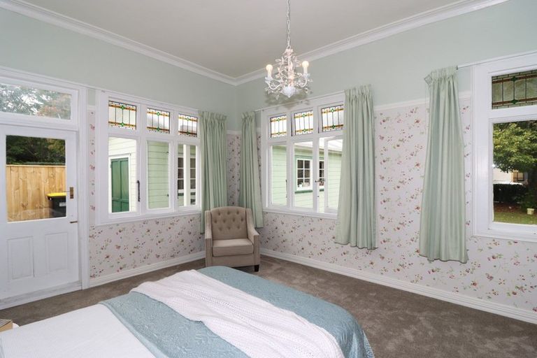 Photo of property in 206 Main Street, Greytown, 5712