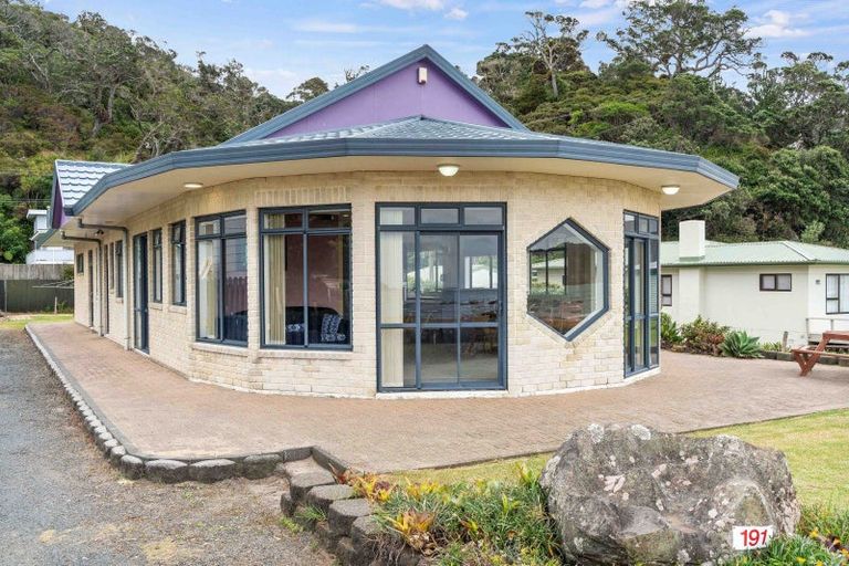 Photo of property in 191 Oakura Road, Oakura, Hikurangi, 0184