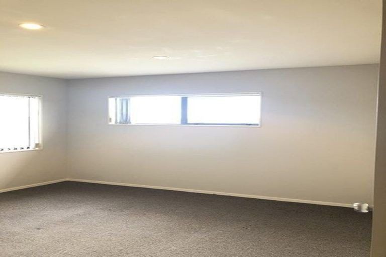 Photo of property in 160 Keri Vista Rise, Papakura, 2110