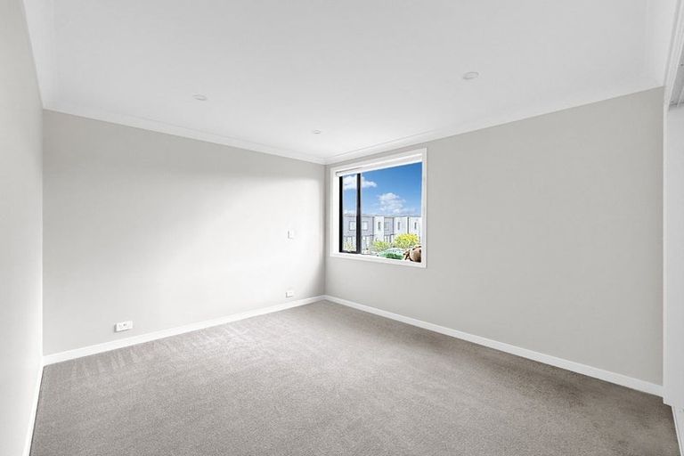 Photo of property in 31 Harewood Street, Whenuapai, Auckland, 0618