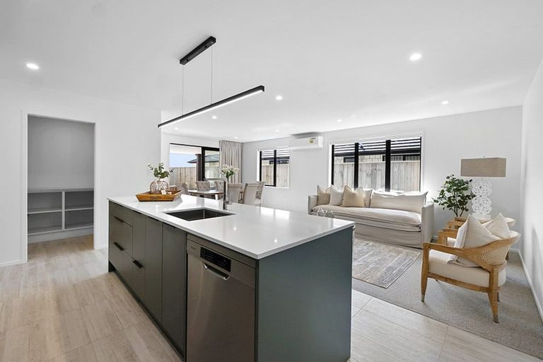 Photo of property in 21c Portland Drive, Mangorei, New Plymouth, 4312