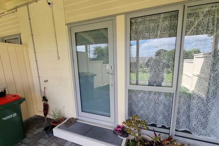 Photo of property in 2/41a Tramway Road, Beach Haven, Auckland, 0626
