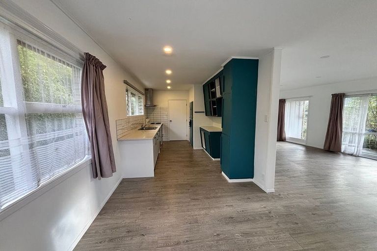 Photo of property in 60 Lynden Avenue, Hillcrest, Auckland, 0627