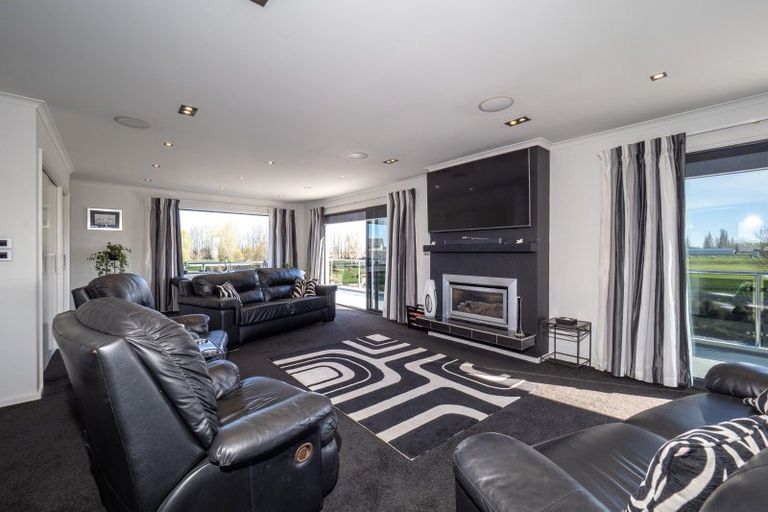 Photo of property in 2 Ludlow Drive, Huntingdon, Ashburton, 7774