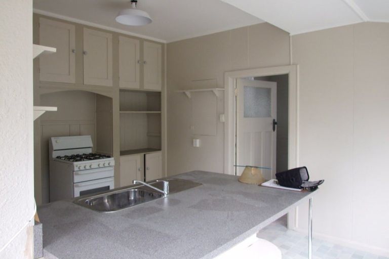 Photo of property in 351 College Street, West End, Palmerston North, 4410
