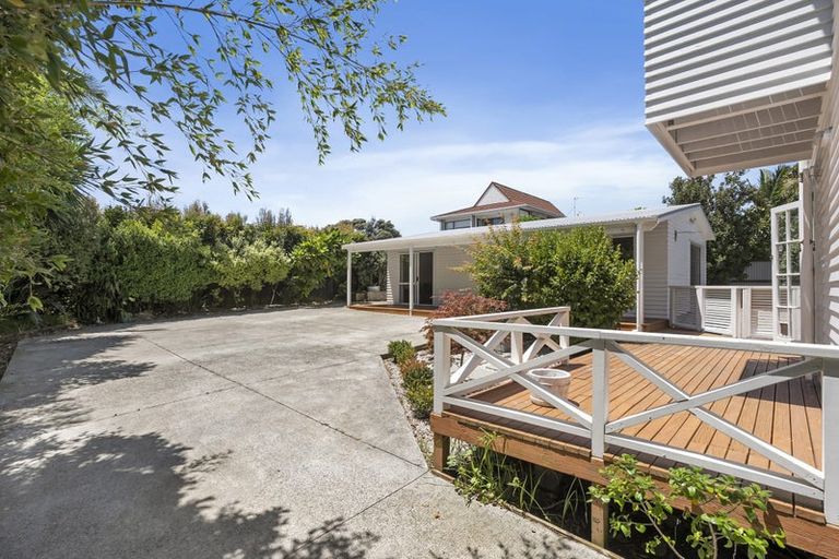 Photo of property in 158 Lake Road, Belmont, Auckland, 0622