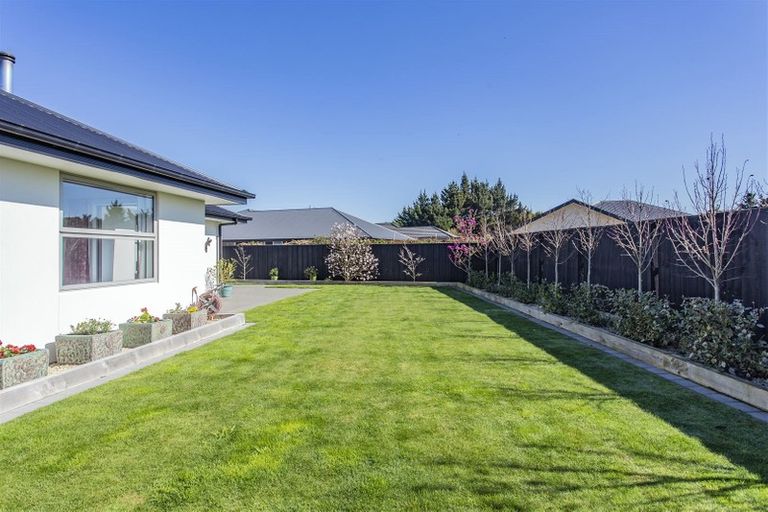 Photo of property in 29 Franklin Drive, Rangiora, 7400