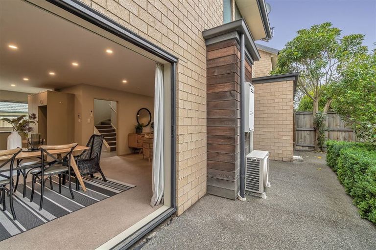 Photo of property in 15a Burdale Street, Riccarton, Christchurch, 8011