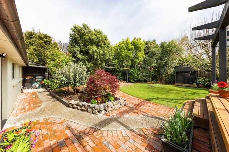 Photo of property in 42 Lincoln Terrace, Hokowhitu, Palmerston North, 4410