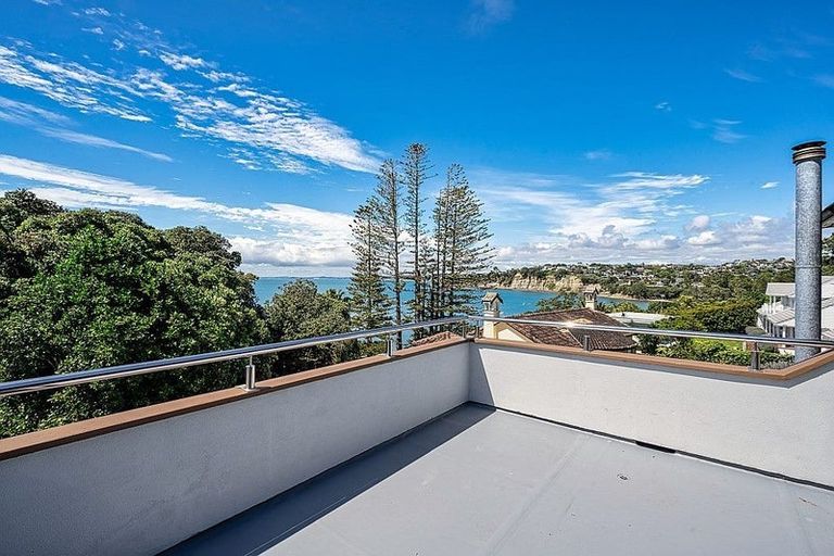 Photo of property in 47 Rock Isle Road, Torbay, Auckland, 0630