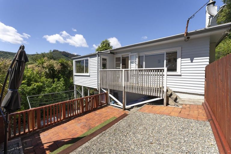 Photo of property in 235 Saint Vincent Street, Toi Toi, Nelson, 7010