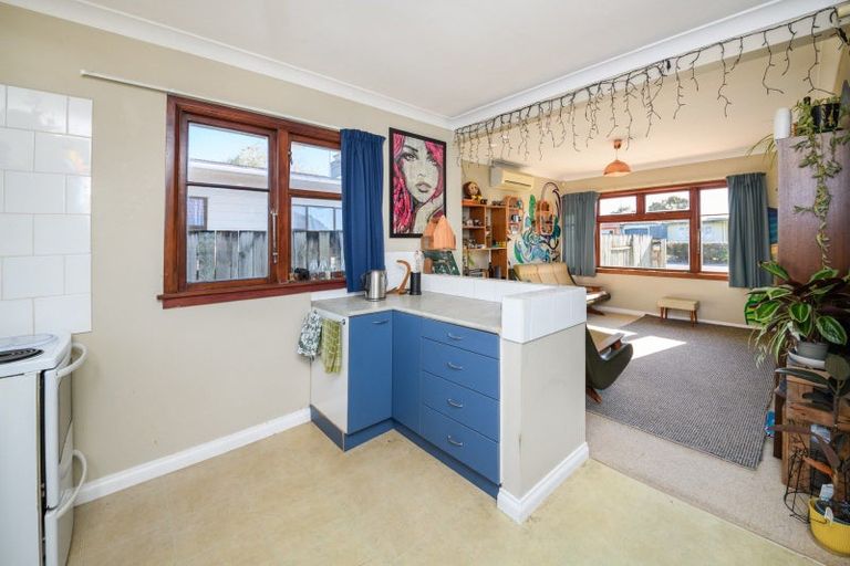 Photo of property in 8 Rewa Street, Takaro, Palmerston North, 4412