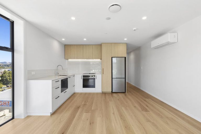 Photo of property in 71 Haven Road, Nelson, 7010