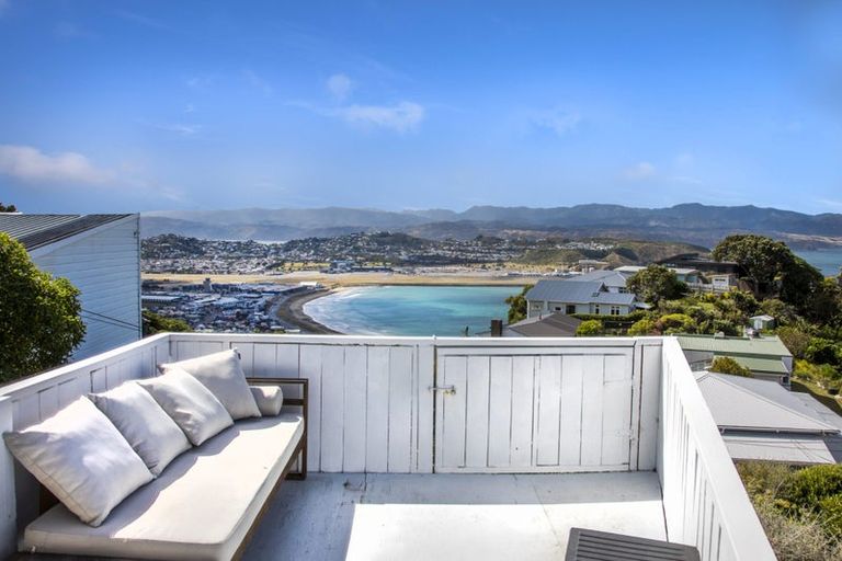 Photo of property in 25a Houghton Bay Road, Houghton Bay, Wellington, 6023