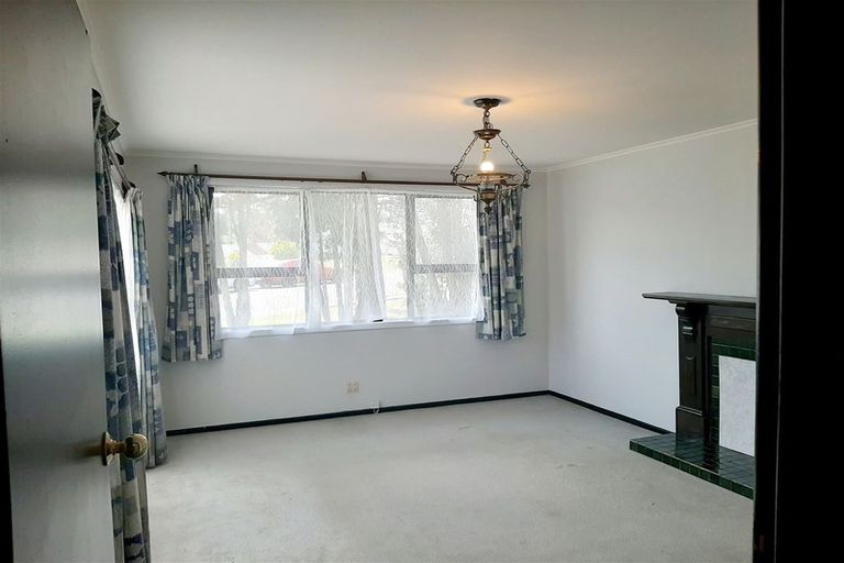 Photo of property in 14 Mccullough Avenue, Papatoetoe, Auckland, 2025