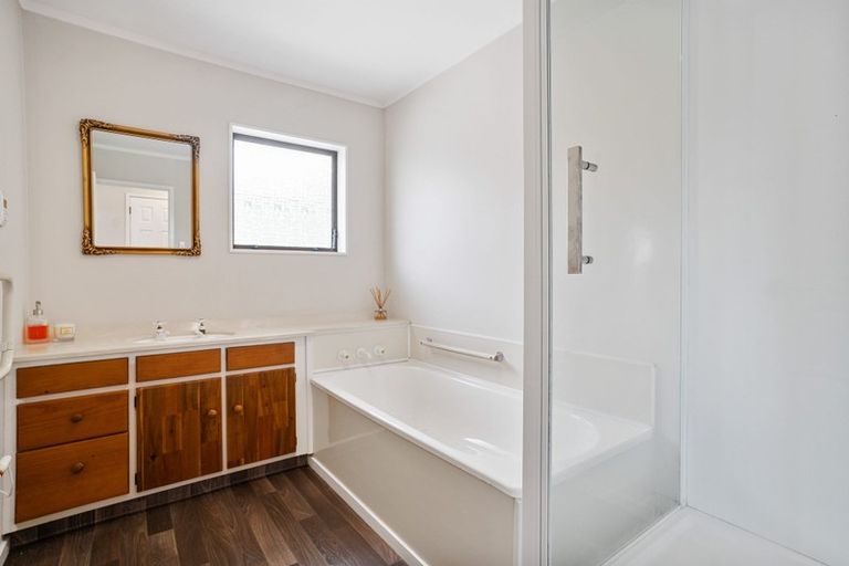 Photo of property in 2/49 Clark Road, Pahurehure, Papakura, 2113