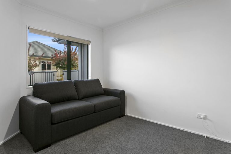 Photo of property in 2/94 Harvey Street, Waipahihi, Taupo, 3330