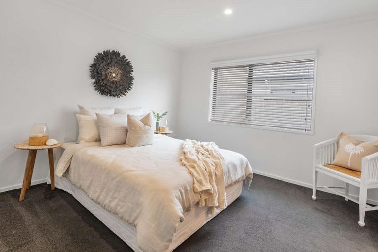 Photo of property in 32 Marion Crescent, Papamoa Beach, Papamoa, 3118