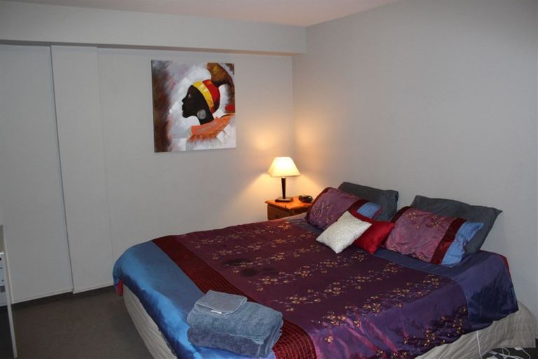 Photo of property in 3/2 Manor Place, Dunedin Central, Dunedin, 9016