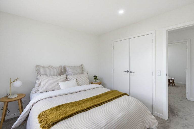 Photo of property in 21a Weraroa Road, Levin, 5510