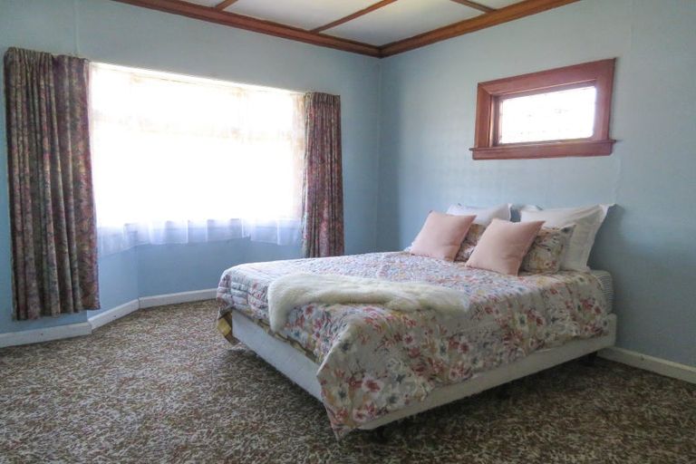 Photo of property in 4 Sinnamon Street, Reefton, 7830