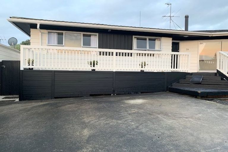 Photo of property in 39 Burbank Avenue, Manurewa, Auckland, 2102