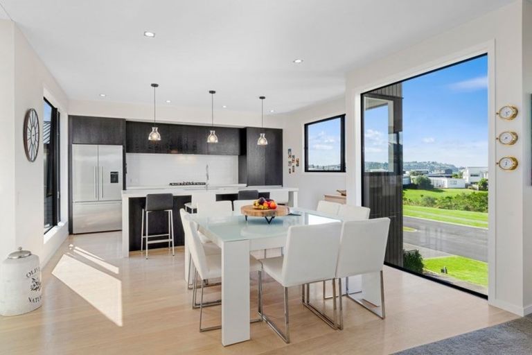 Photo of property in 68 Mangatawhiri Road, Omaha, 0986