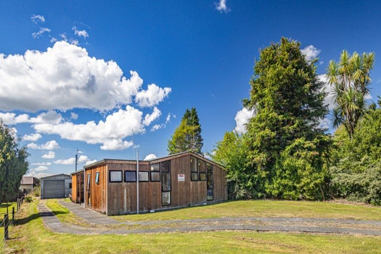 Photo of property in Atisa Lodge, 40 Carroll Street, National Park, Owhango, 3989