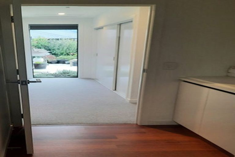 Photo of property in 84 Howden Drive, Jacks Point, 9371