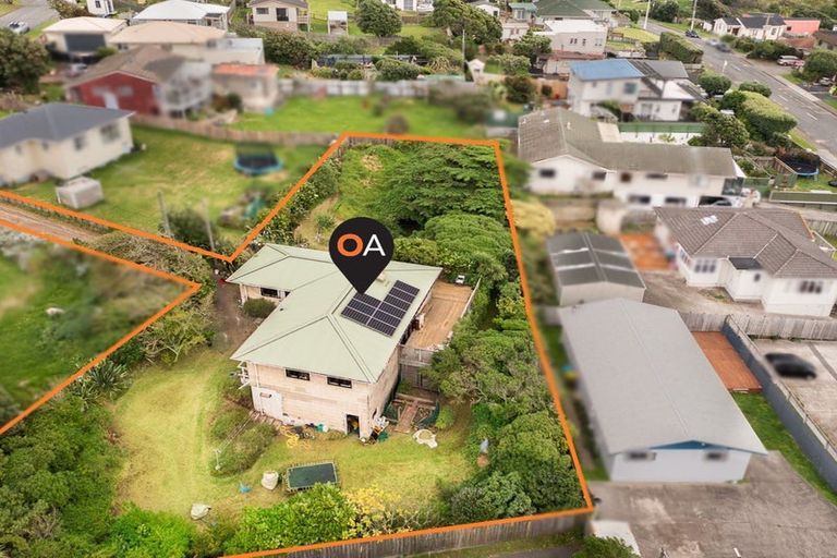 Photo of property in 59 Matatiro Street, Titahi Bay, Porirua, 5022